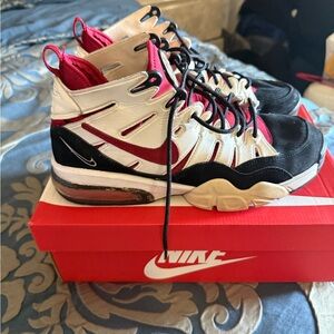 Nike Black and Red Sneakers